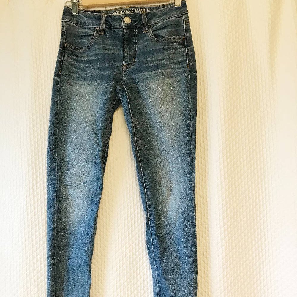 American Eagle Super Stretch Jegging Jean, size 2 regular